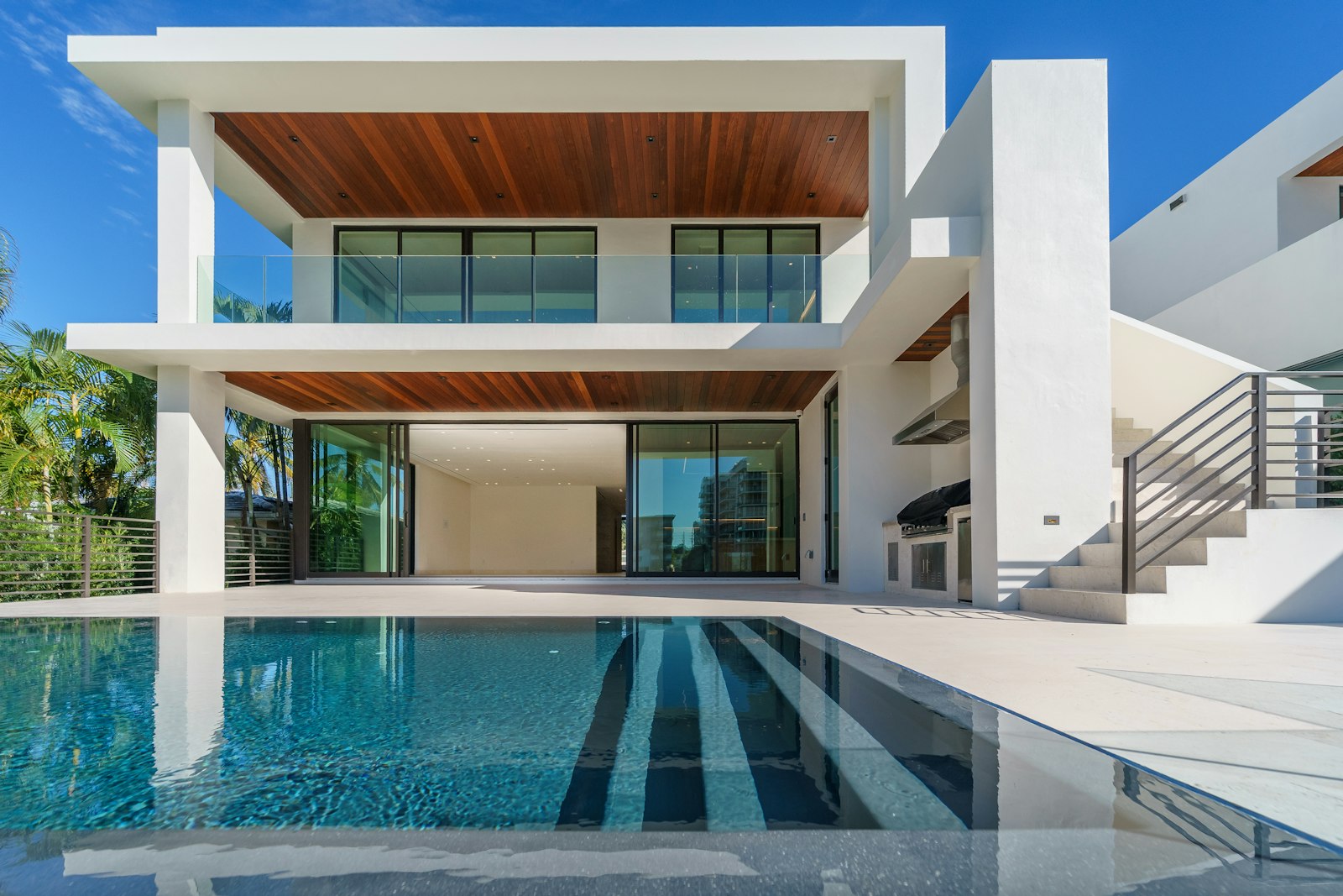 Contemporary villa architecture